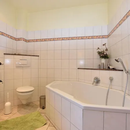 Апартаменты Cozy In Near The Beach *